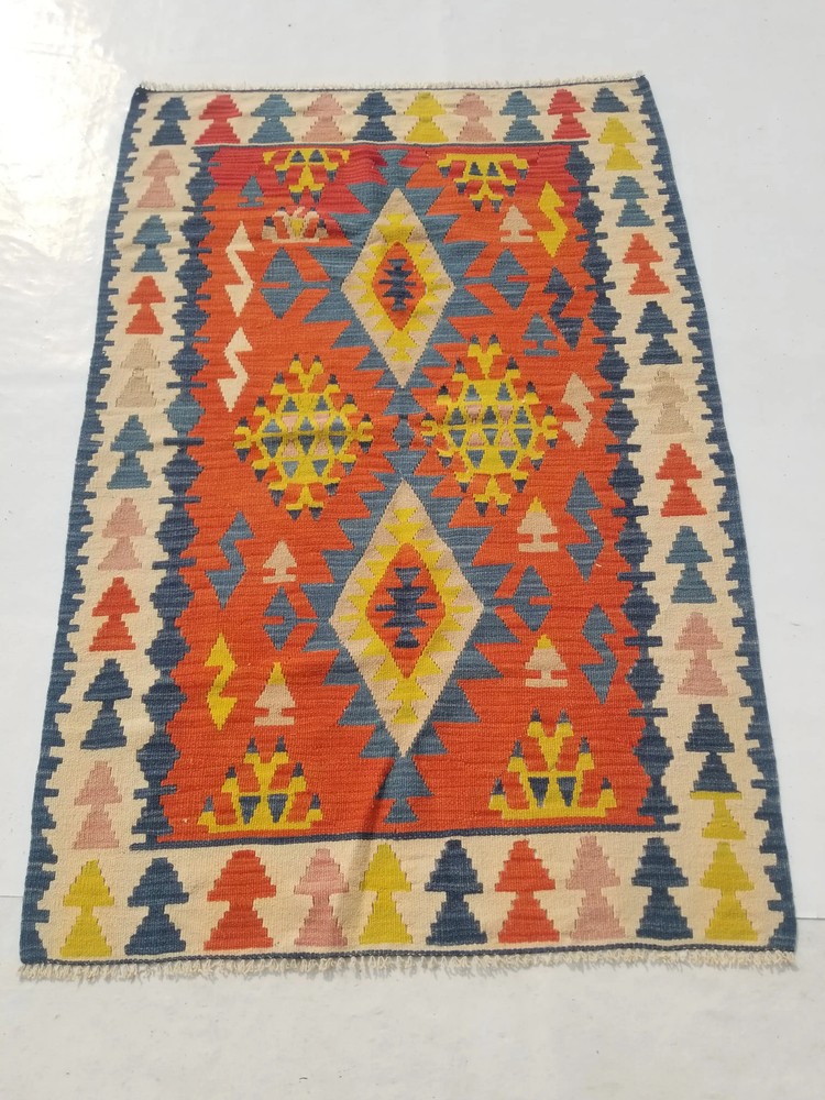 Vintage Traditional Handmade Turkish Wool Multicolor Kilim Rug 5.3x3.5ft