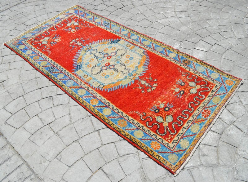 Vintage Turkish Rug, Hand-Woven Wool, Organic Dye, Short Runner 3x7 ft Approx gallery