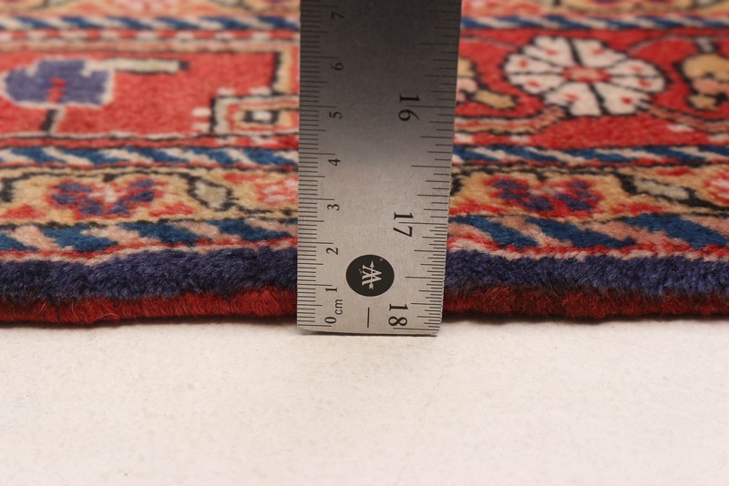 Vintage 4'2" x 7'1" Traditional Hand Knotted Vegetable Dye Wool Area Rug gallery