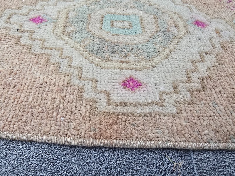 Small Vintage Turkish Oushak Rug 1.2x2.1 Hand Knotted Wool Peach Pink Green gallery