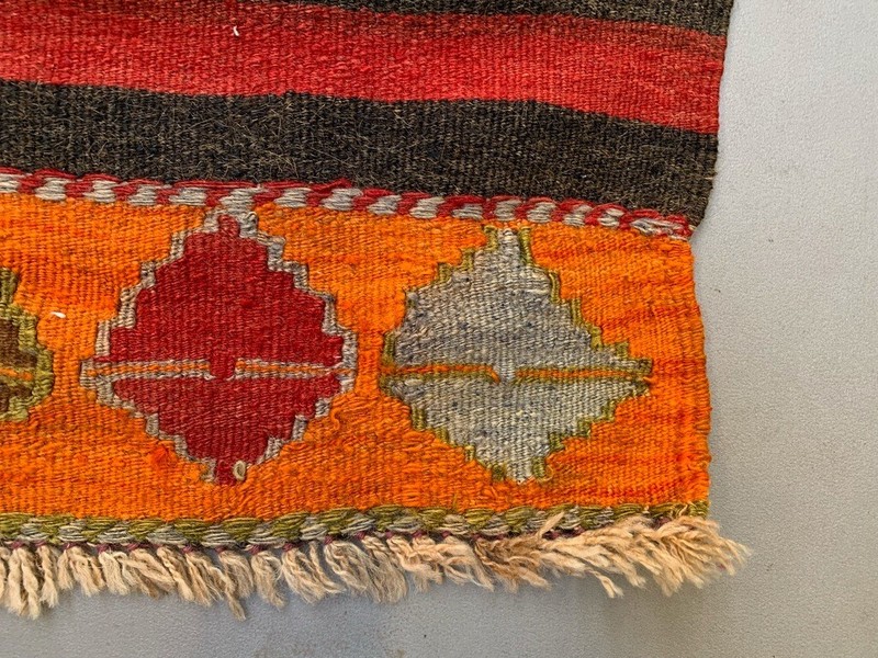 Small Vintage Turkish Kilim Rug 113x84 cm Wool Kelim gallery