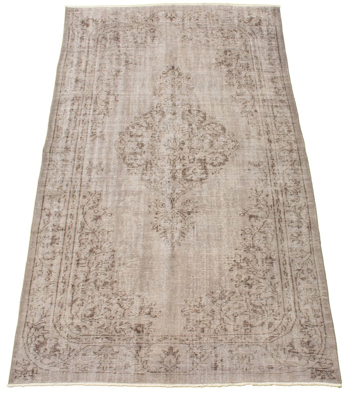 Traditional Vintage Hand-Knotted Carpet 5'3" x 9'5" Wool Area Rug gallery
