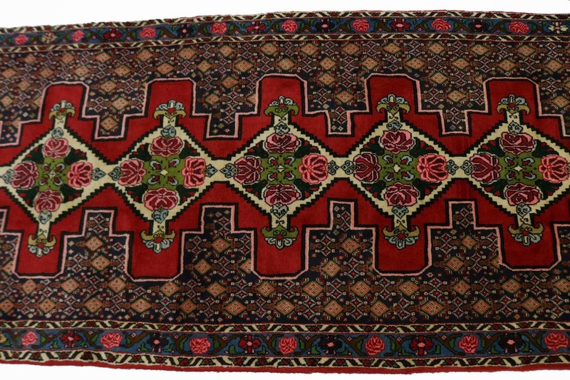 3'2" X 8'11 ft Vintage Runner Rug Floral Design Hallway & Kitchen Carpet 3X9 ft gallery