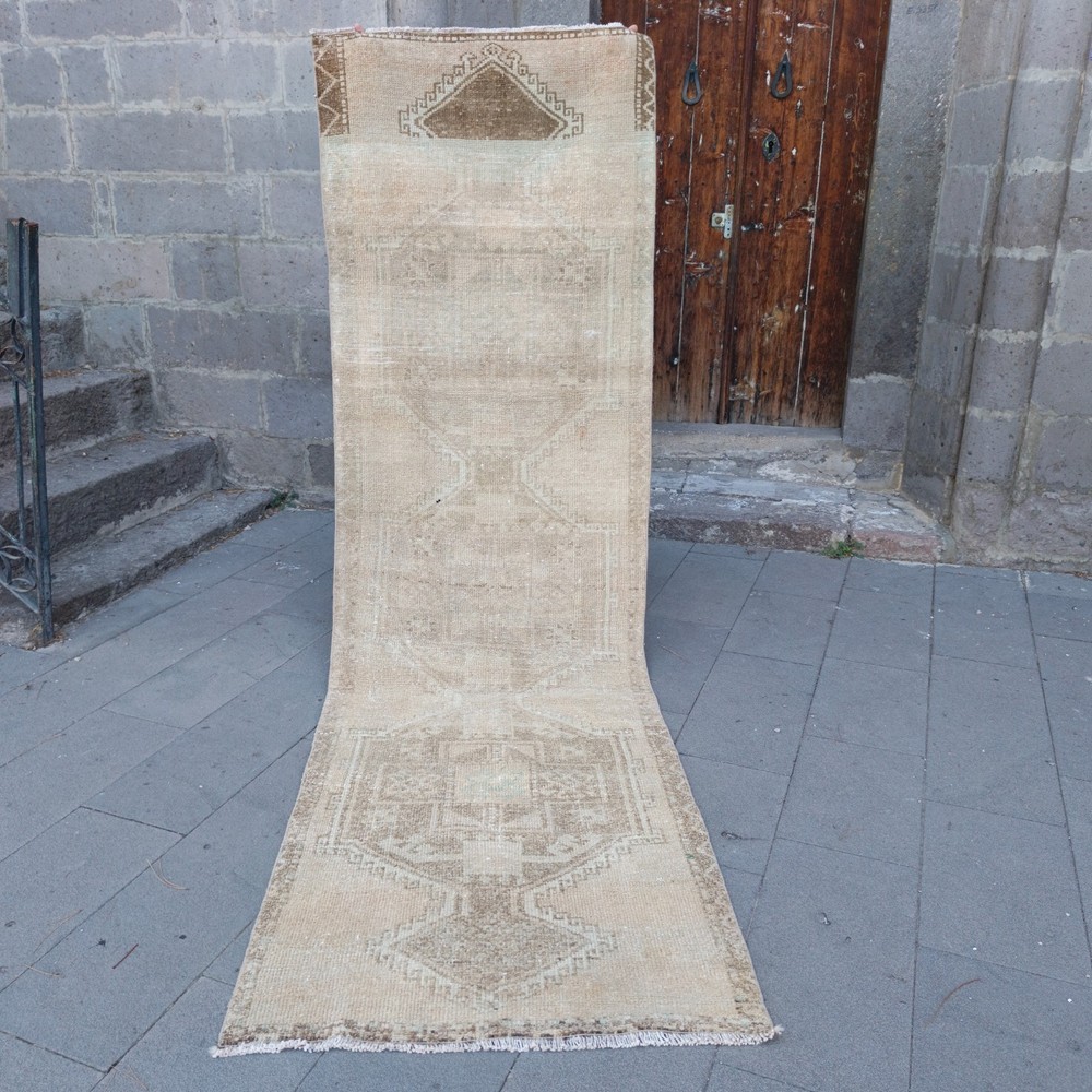 Neutral 3x10 Turkish kitchen rug 3.05 x 10.17 ft Vintage 93 x 310 cm Runner Rug