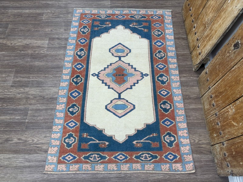 4x6 White Blue Red Pink Vintage Turkish Oushak Area Rug, Hand-Knotted Wool Rug gallery