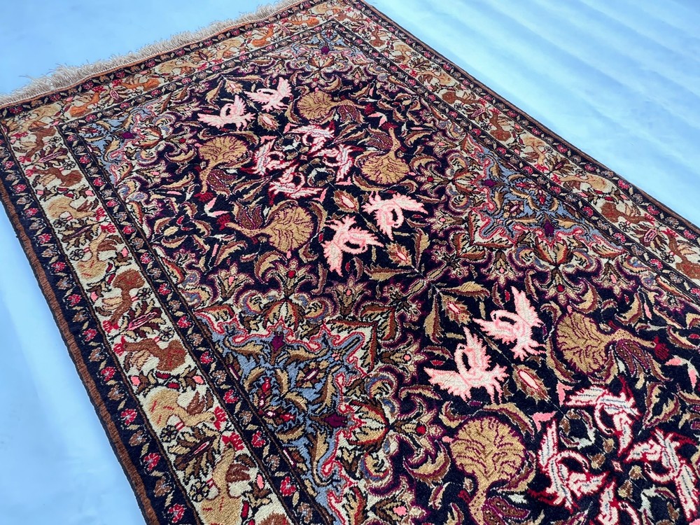 Gorgeous Vintage Stunning Shikargha Pictorial Hunting Scene Wall Hang Carpet