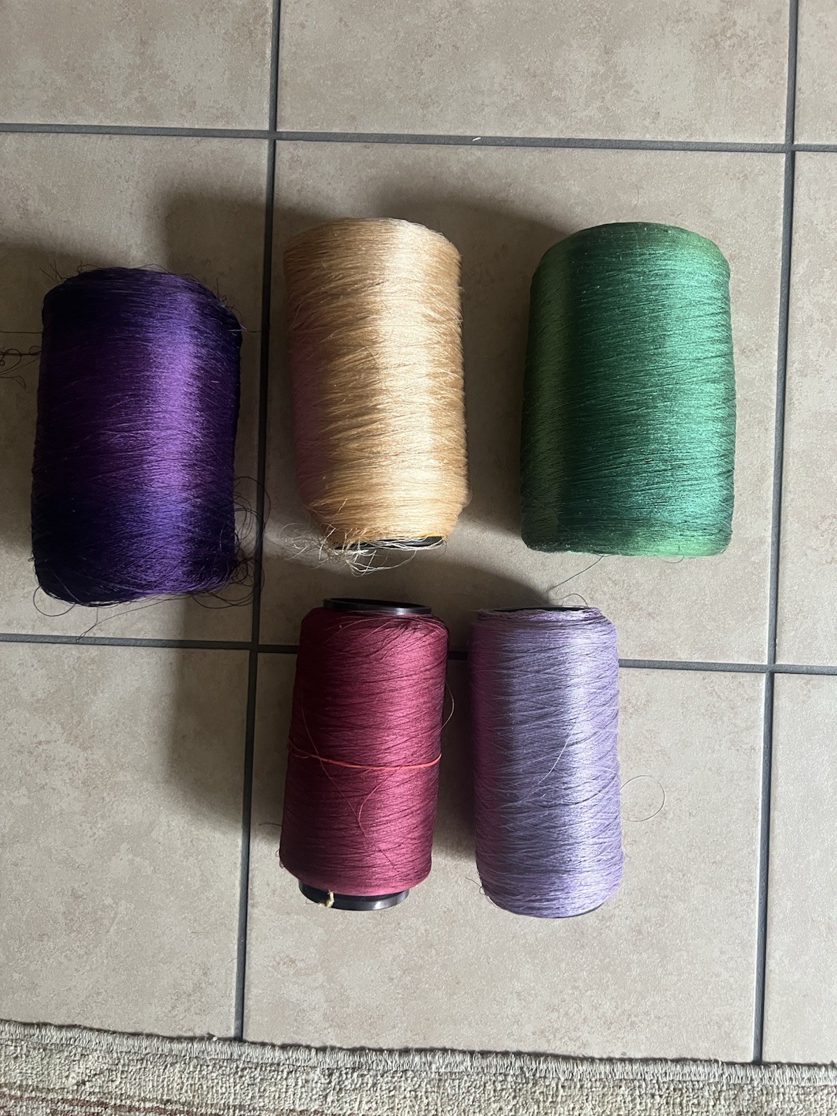 Silk 0 Organic Thread For Silk Rug￼ gallery