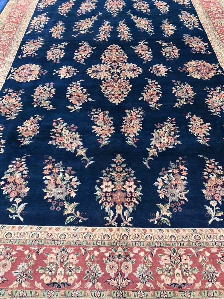 High Quality Handmade in India Floral Design Large Area Rug 9'x12' Natural Dyes