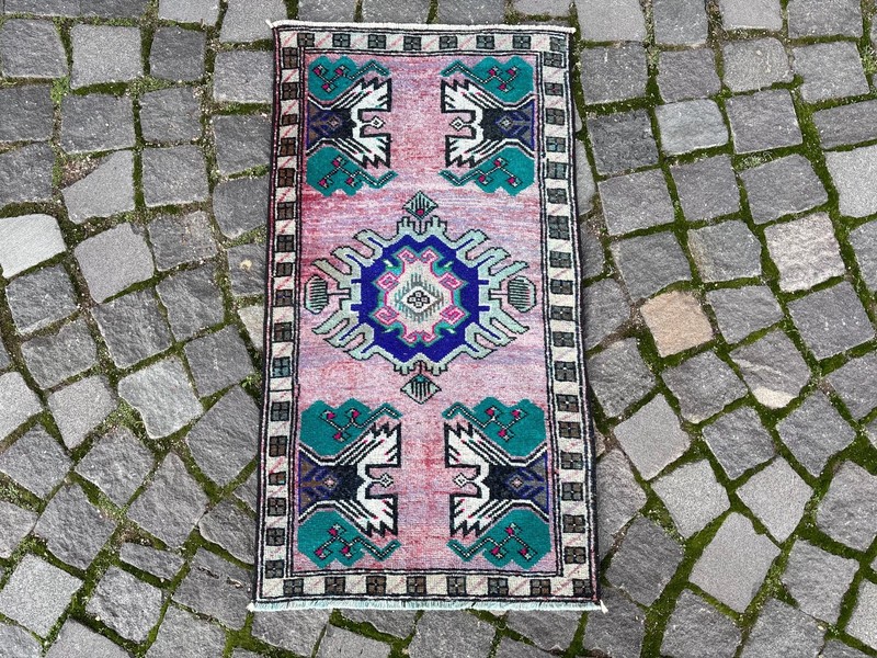 Handwoven Turkish Kilim Rug, Small Vintage Bohemian Decor (1,6 x 3,0 ft) gallery