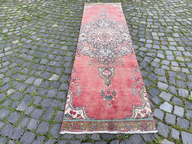 Bohemian Runner Rug, Turkish Vintage Rug, Handmade Wool Rug, 2,6 x 9,3 ft gallery
