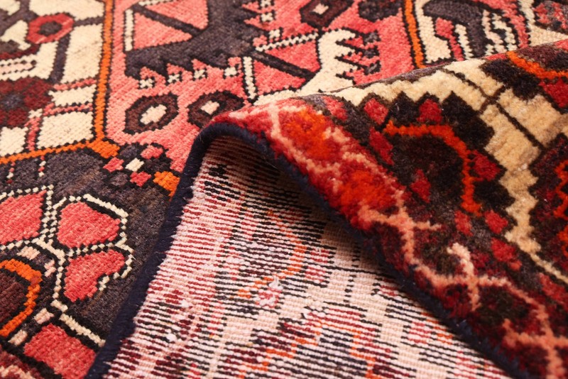 Vintage 5'4" x 8'11" Traditional Hand Knotted Vegetable Dye Wool Area Rug gallery
