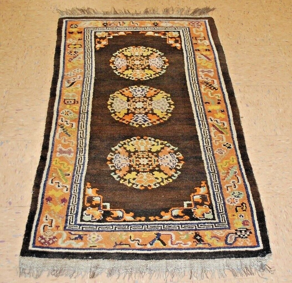 c1900s ANTIQUE MINT CHINESE EAST TURKESTAN KHOTAN RUG 2'7" x 4'6" ONE OF A KIND
