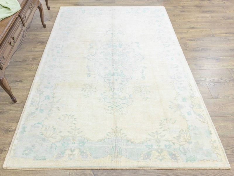 Muted Elegant Oushak Floral Rug,Vintage Turkish Area Rug,Bedroom Rug,5.2x7.10 ft gallery