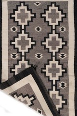 Vintage Gray Navajo Hand Knotted Rug 3’4 X 5’4 E25349