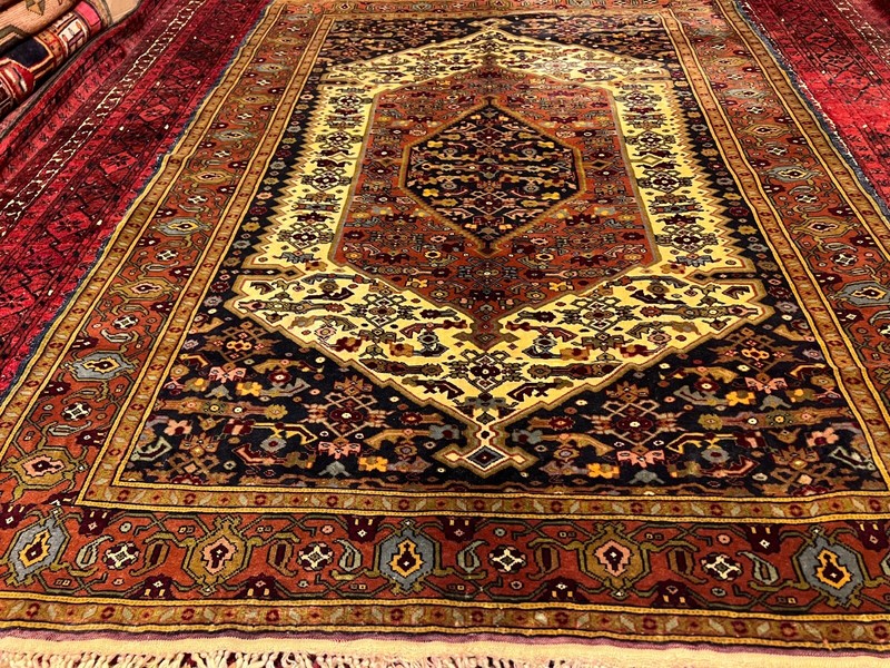 COLLECTORS’ ITEM Vintage Stunning Natural Vegi Dye Floral Pattern Malayer Rug gallery