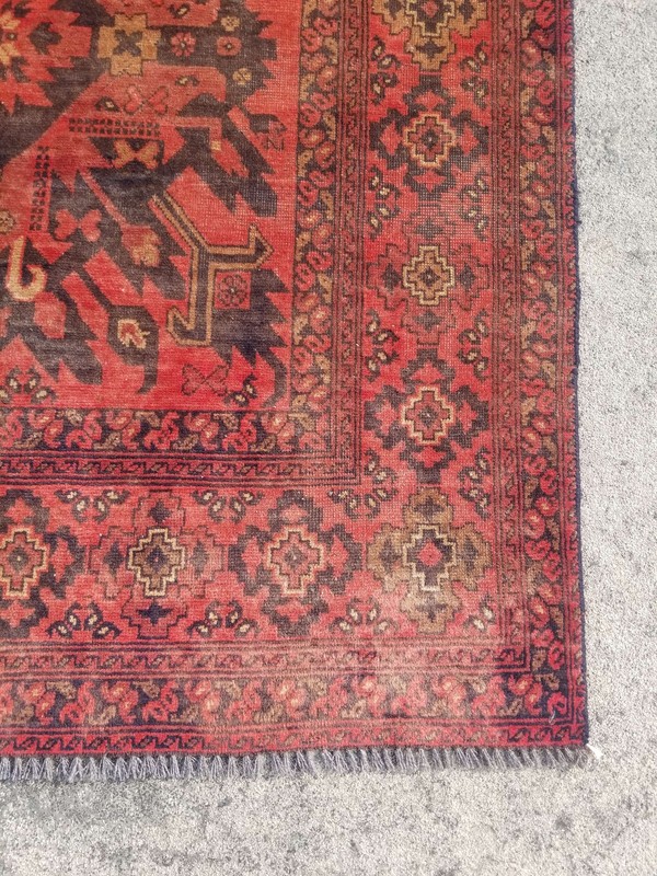 Vintage Distressed Hand Made Traditional Oriental Wool Maroon Rug 194x145cm gallery