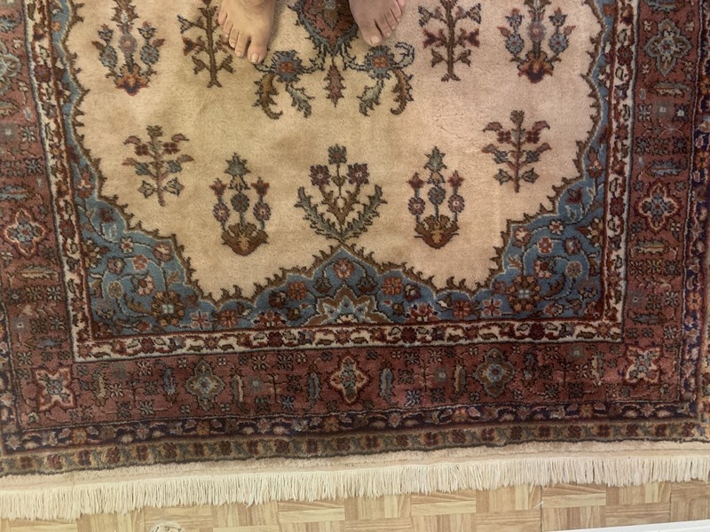6ftx9ft Vintage Handmade Medallion Turkish Wool Rug(used Good Condition). gallery