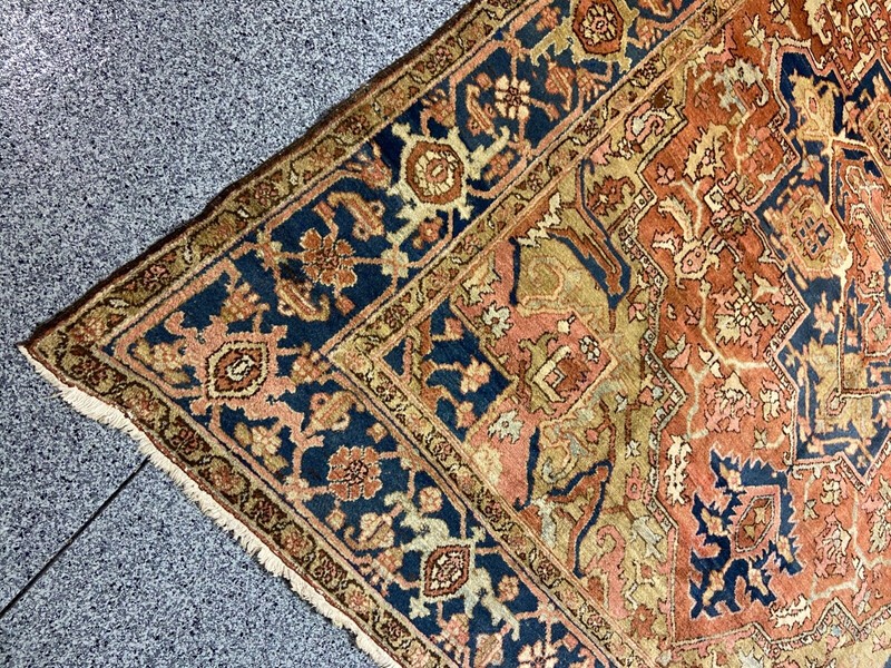 antique heriz antique Serapi antique karajeh antique  gallery