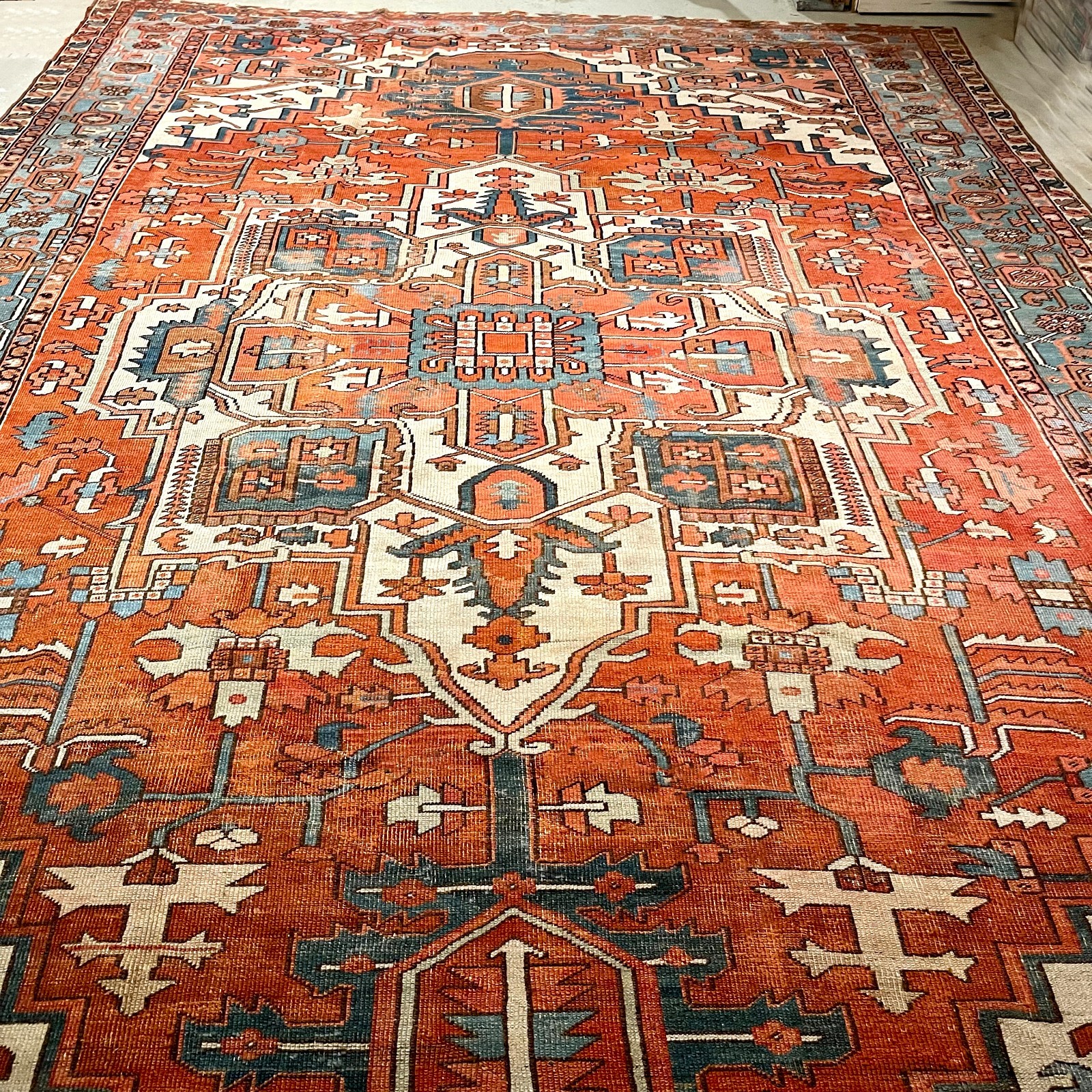Large circa 1890 Serapi rug,10.5x 15.8 hand made, 100% wool, very good condition gallery