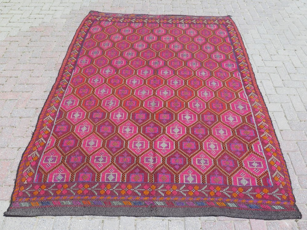 Turkish Kilim, Embroidery Wool Large Rug, Pink Color Handmade Carpet 75"x108"
