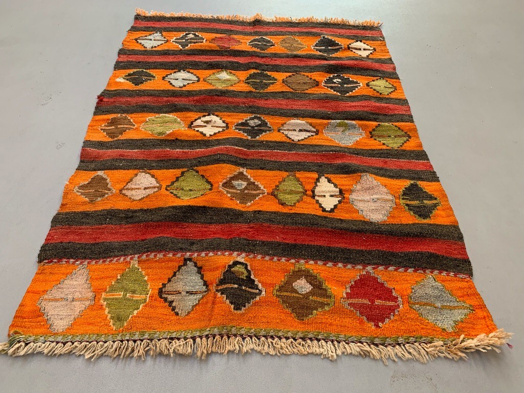 Small Vintage Turkish Kilim Rug 113x84 cm Wool Kelim gallery