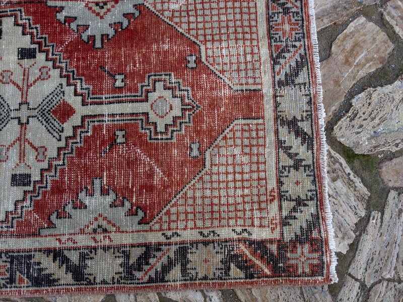Hand-Woven Vintage Area Carpet 2x5 Red Wool Medium Size Geometric Bedroom Rug gallery