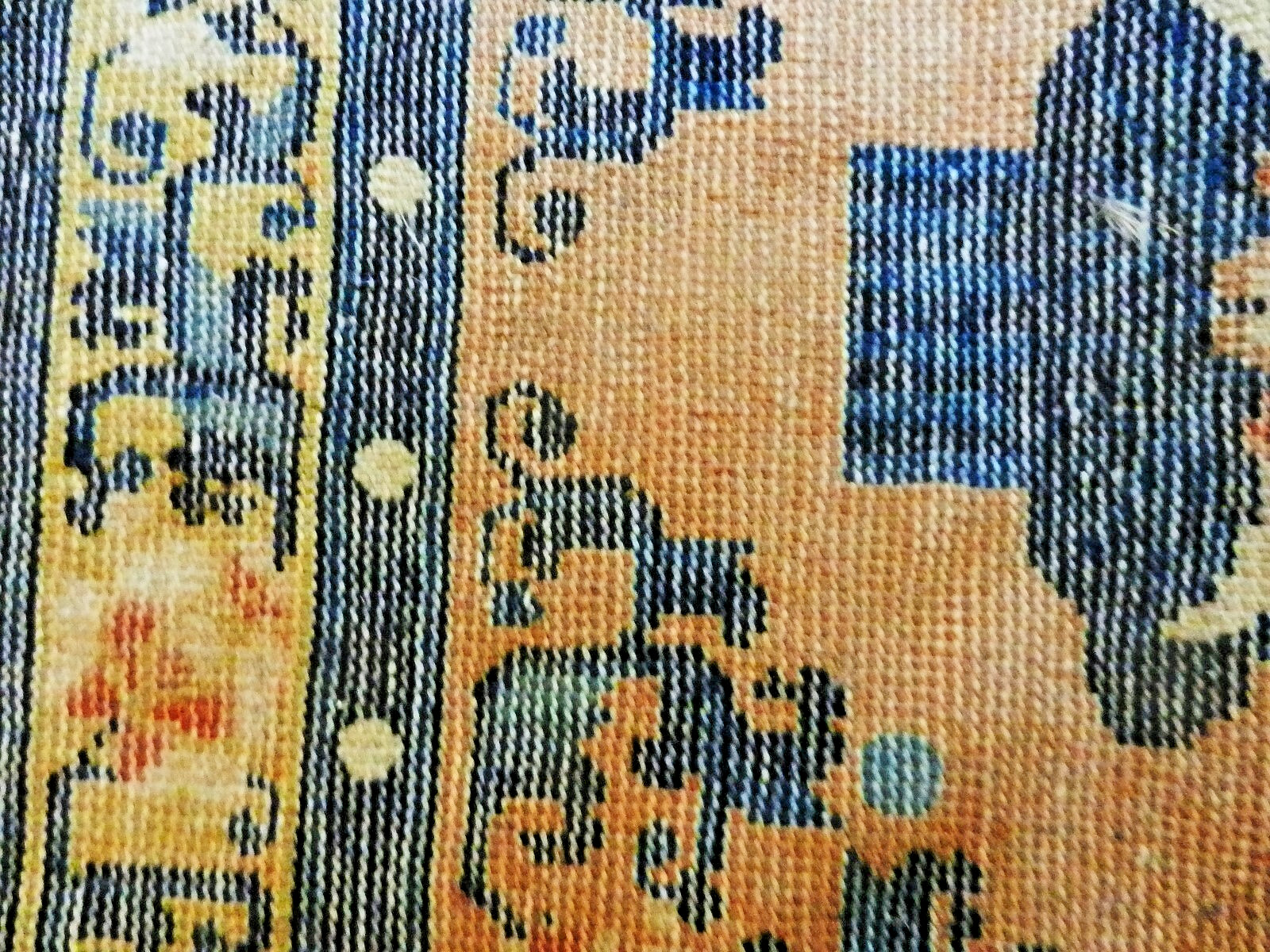 Handwoven Art Deco Pure Silk Chinese Rug 2 1/4 Ft x 4 Ft-Blue/Tan Urns Flowers gallery