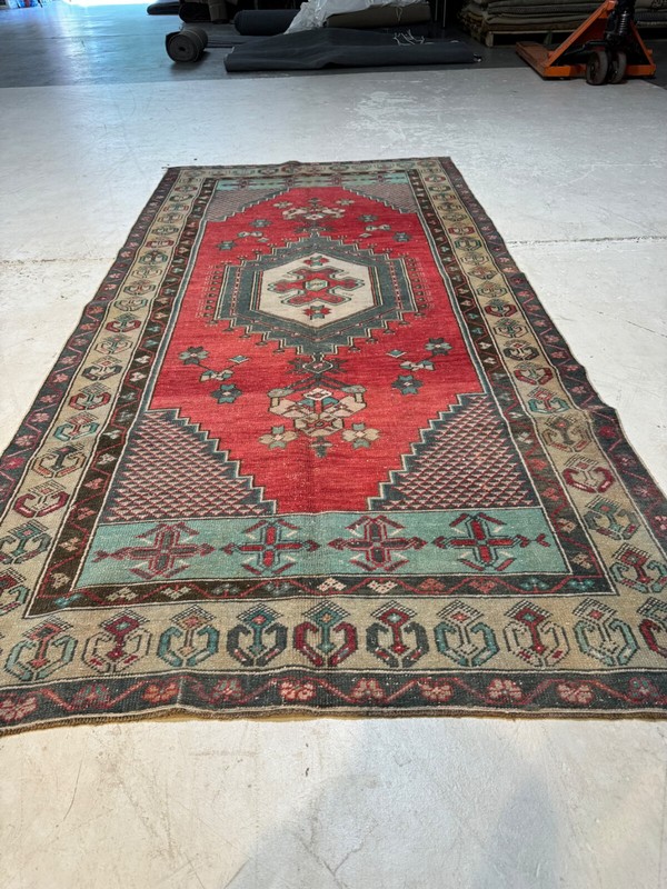 Oriental Hand-Knotted Wool Gallery Size Turkish Oushak Red/Blue/Ivory 4' x 8'2" gallery