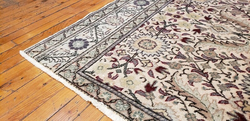 Exquisite Antique 1940-1050's Wool Pile Natural Color Bunyan Area Rug 4'8"×6' gallery