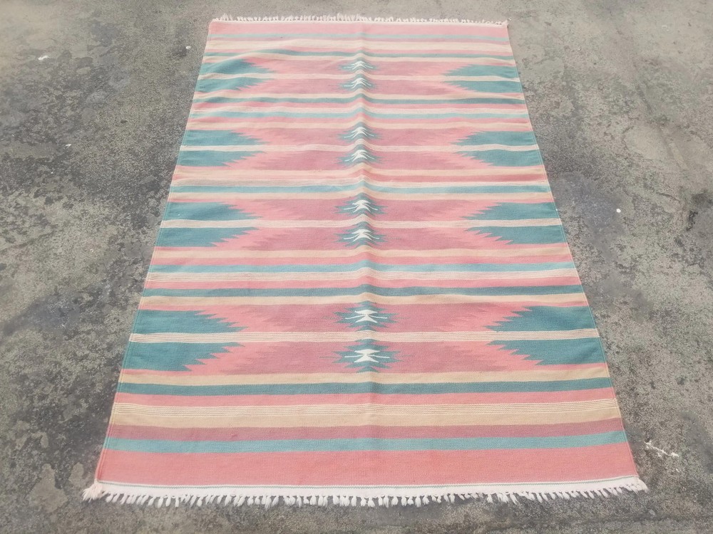 Fine Vintage Traditional Hand Made Oriental Wool Pink Kilim 186x120cm