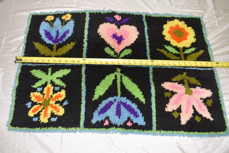 Vintage 1970’s HANDMADE Floral Shag Latch Hooked RUG 36” x 25” Heirloom Gift gallery
