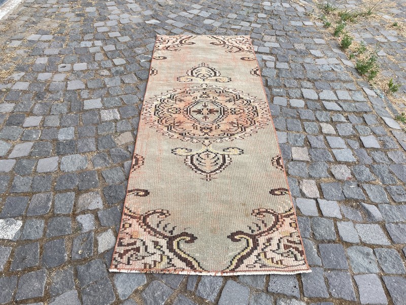 Turkish Vintage Rug Handmade Wool Rug Bohemian Runner Rug Home Rug 2,5 x 6,7 ft gallery