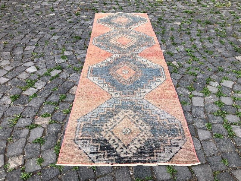 Carpet, Turkish rug, Vintage rug, Handmade rug, Runner, Wool | 2,8 x 8,7 ft gallery