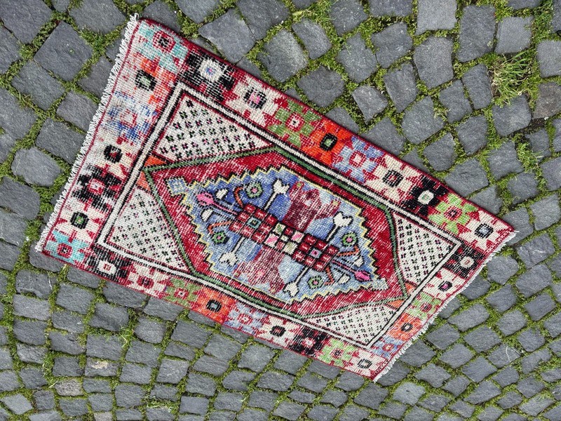Wool rug, Area rug, Vintage rug, Turkish rug, Bohemian rug 2,3 x 3,8 ft gallery