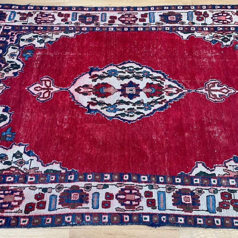 Vintage Rug 4' 10 x 6' 11 Red Hand Knotted Oriental Rug gallery