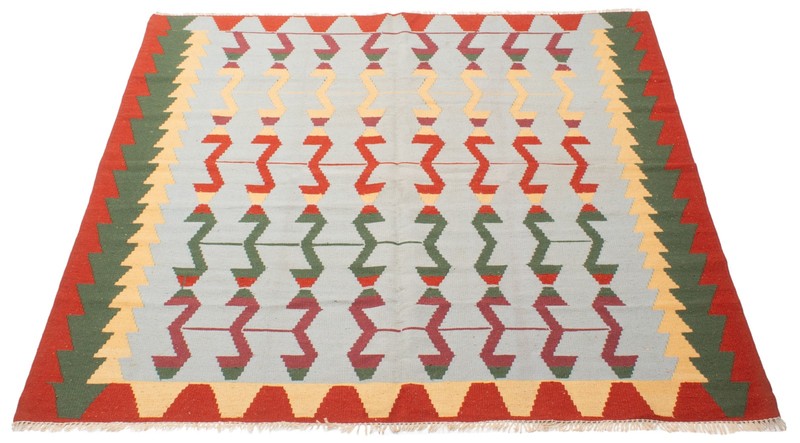 Vintage 6'7" x 6'9" Traditional Wool Hand Woven Oriental Area Rug gallery