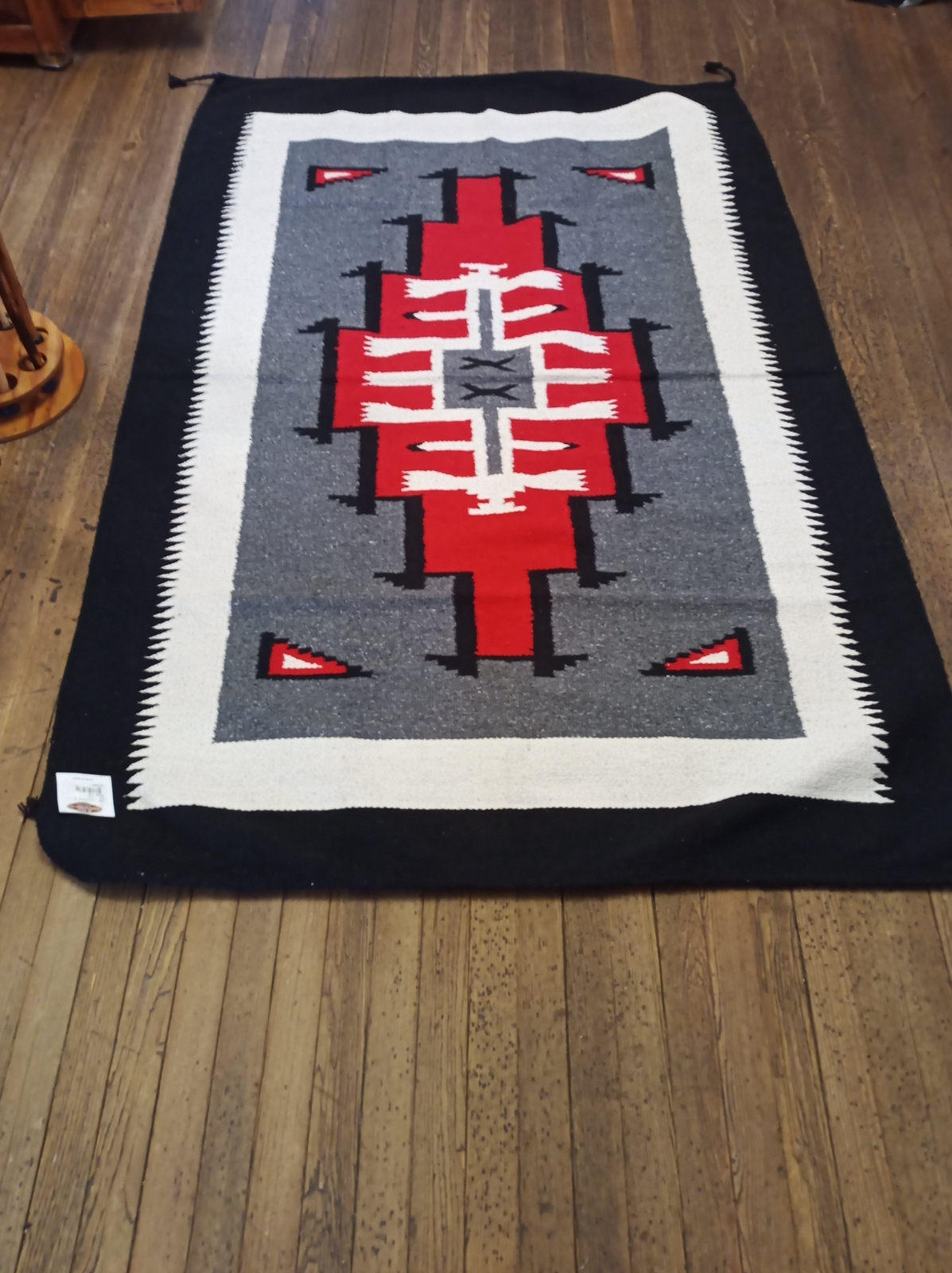 Handwoven Southwest Design Acrylic Rug; 4'x6' gallery