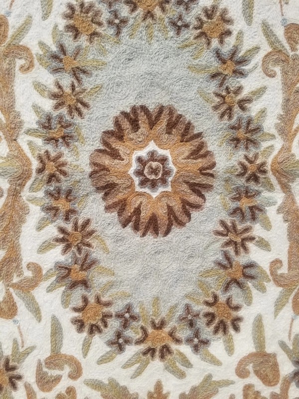 Vintage Traditional Handmade Kashmiri Chain Stitch Wool Beige Kilim 4.4x2.3ft gallery