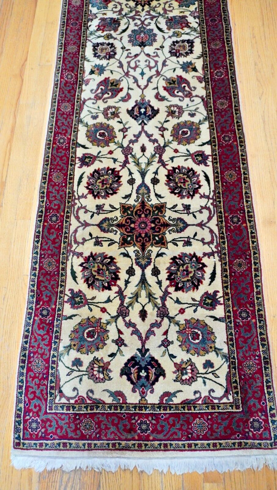 2'6" x 12' Excellent Indo- Tabrizz Floral Hand Knotted Wool Runner Rug