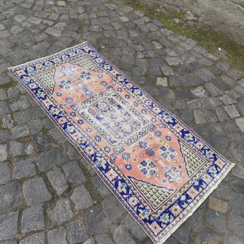 2x5 Persian Style kitchen rug 2.3 x 4.86 ft Vintage rug 70 x 148 cm runner gallery
