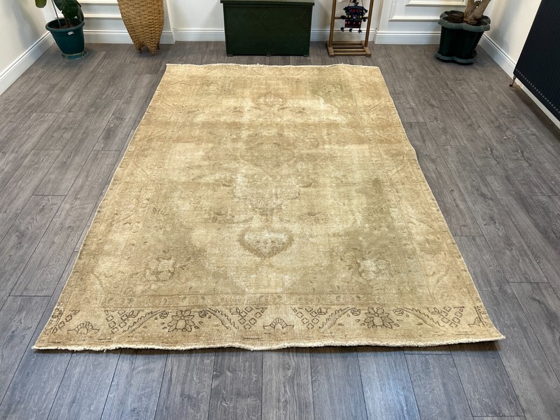 Persian Area Rug, Bedroom Rug, Antique Persian Rug, Vintage Rug, 6.4 x 9.4 ft gallery