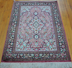 Stunning Pure Silk Hand Knotted Birds Flowers Oriental Rug 3’6″ x 5’3″ Excellent
