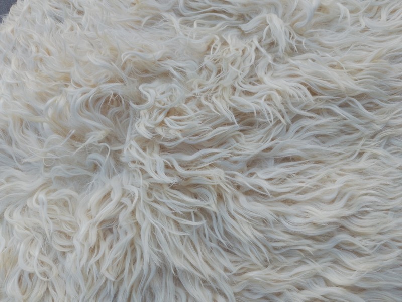 Natural Long-Haired Mohair Goat Hide – Soft Cream Sheepskin Style Throw BES gallery