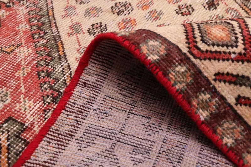 Vintage 4'8" x 6'8" Traditional Hand Knotted Vegetable Dye Wool Area Rug gallery