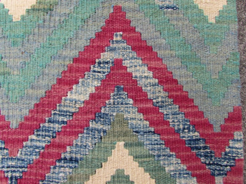 Vintage Kilim Traditional Hand Made Oriental Purple Wool Large Kilim 175x132cm gallery