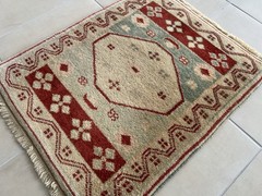2×2 ft Vintage Turkish Rug – Hand Knotted Beige Wool Muted Rugs – Small Doormat