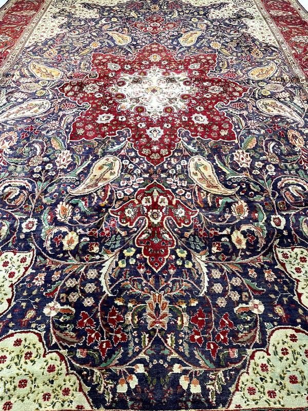 Antique Oriental Hand-Knotted Wool Area Rug Red/Ivory/Blue/Green 11'8" x 17'7" gallery