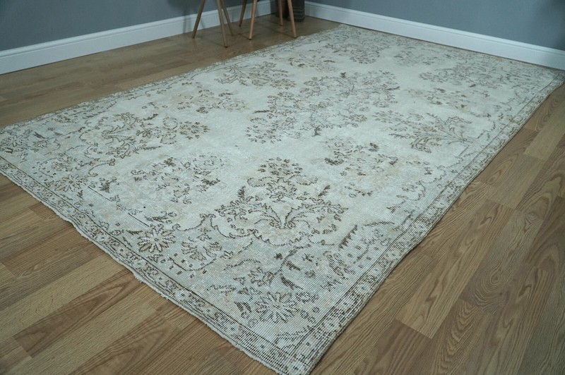 VINTAGE TURKISH RUG, Neutral Beige Rug, Carpet, 5.71x9.58 ft H-2241 gallery