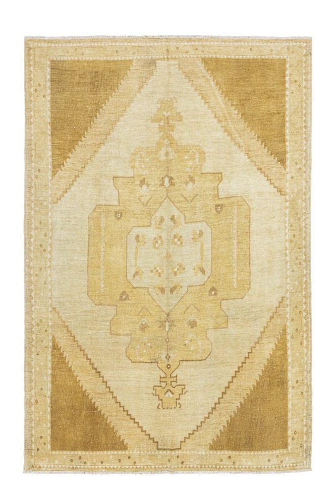Vintage Turkish Oushak Rug – Handwoven Golden Beige Ivory Medallion 7'x10'5''