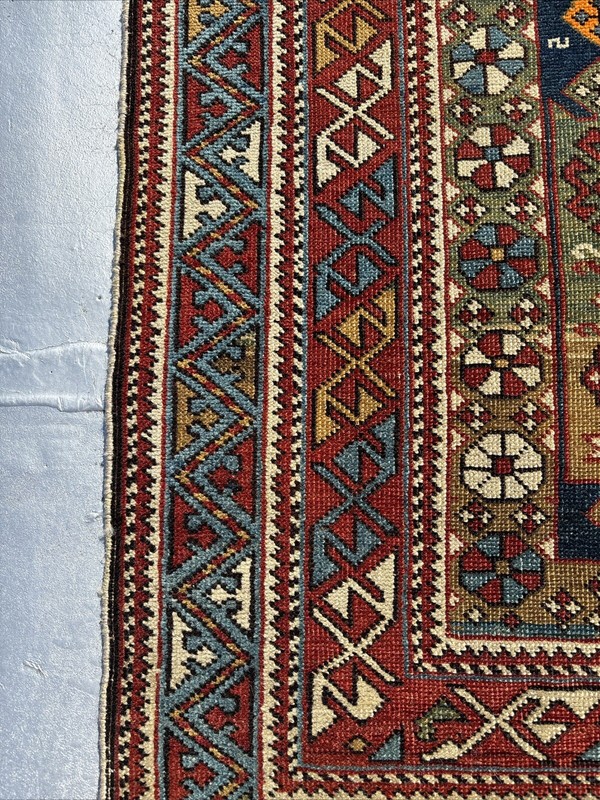 STUNNING ANTIQUE 4’ X 6’ 19th CENTURY SNOW FLAKE KUBA CAUCASIAN ORIENTAL RUG gallery